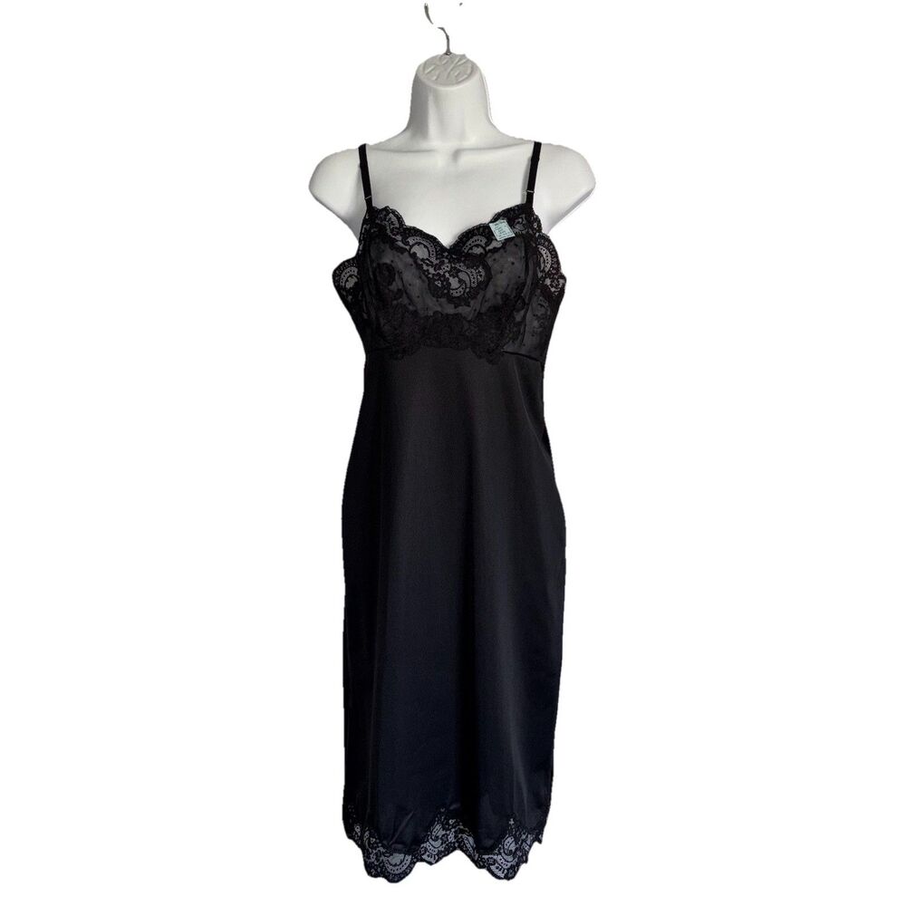 Vintage Van Raalte Black Silky Nylon Slip Scallop Lace Trim NWT Size 32 Lingerie